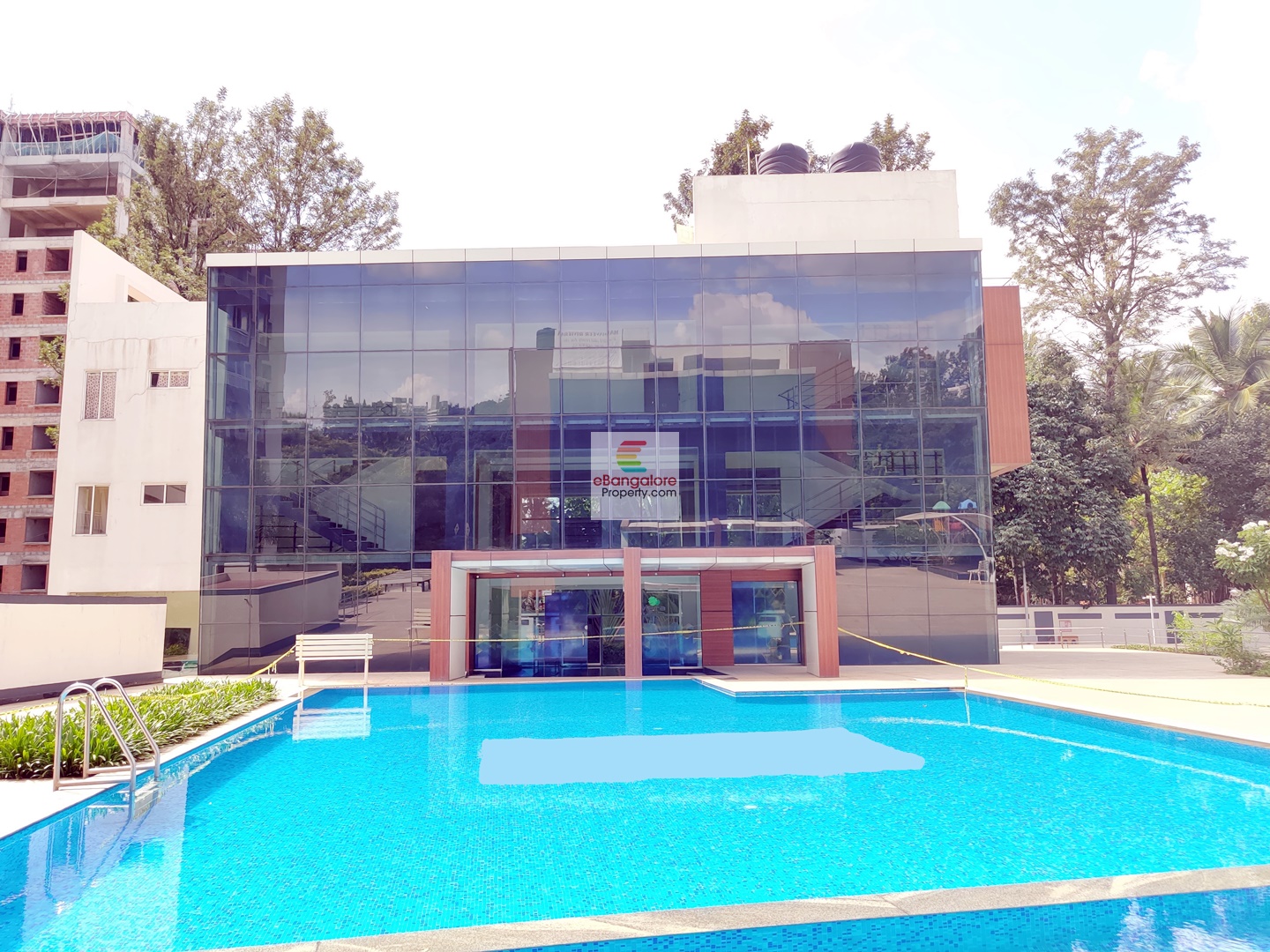 Curated visual reference: Apartment For Sale With Luxury Amenities Swimming Pool Photo Inspiration