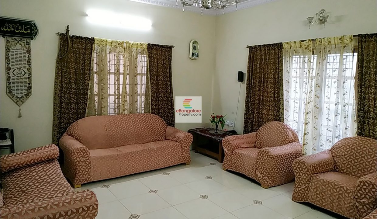 Hall for Sale House in Lingarajapuram