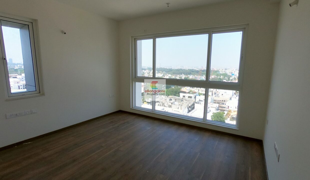 prestige-flat-for-sale-in-frazer-town.jpg