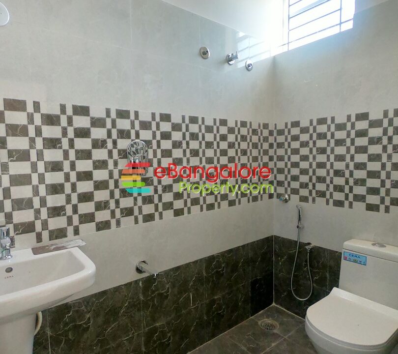 bathroom3-1.jpg