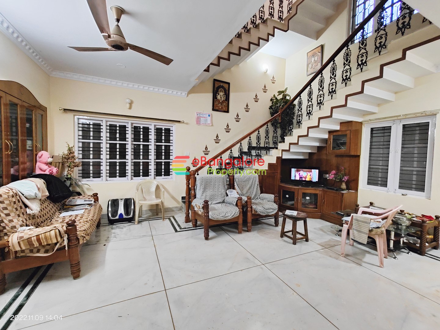 Kasturi Nagar Ext A Khata – 5BHK Triplex House For Sale on 43×36 – Near Baiyappanahalli Metro Stn